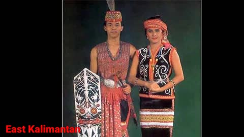 Traditional clothes in Indonesia ll Pakaian adat Indonesia