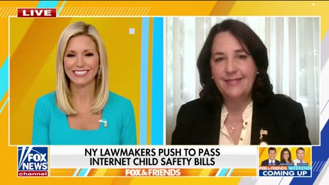 New York lawmakers supporting internet child safety bills