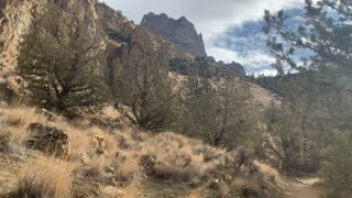 Central Oregon – Smith Rock State Park – Hiking in the Desert Canyon – 4K