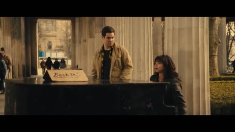 Adam Devine & Sarah Hyland Perform “Know My Name” (Original Song) Pitch Perfect Bumper in Berlin