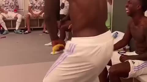 🕺 Rüdiger’s groovy dance moves after