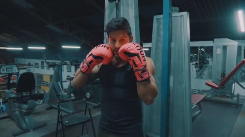 HOW TO BUILD MUSCLES DOING PUNCH WORKOUT