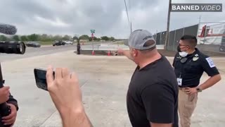 Alex Jones going off at the Southern Border