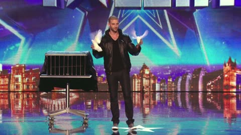 Darcy Oake's jaw-dropping dove illusions | Britain's Got Talent 2014