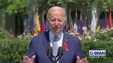 Biden contestato massivamente con insulti "FUCK JOE BIDEN"