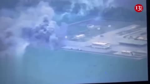 Russian fighter jet fires at Russian volunteers entering settlement in Belgorod