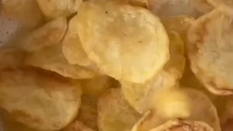 Who want to make this potato chips🍟