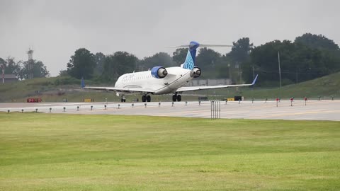 GoJet/United Express CRJ-700 departing St Louis Lambert Intl - STL