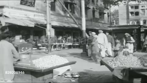 Qissa Khwani Bazaar, Peshawar, 1960 (c). © ITN Gettyimages By Pakistan Afghanistan Archives