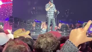 Brantley Gilbert Starts “LGB” Chant at TPUSA’s AMFEST 2021