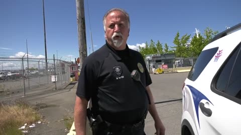 Seattle Port Police Gets Put In Check & Educated For Infringing On Our Rights-1st Amendment Audit