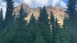 Central Oregon - Mount Jefferson Wilderness - Like a Mountain-Forest Postcard