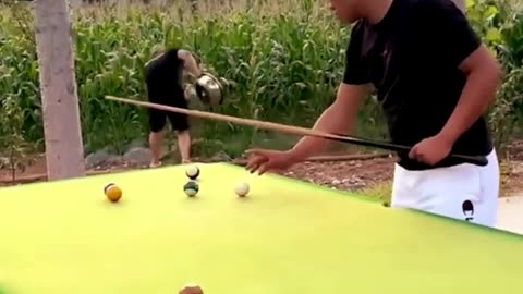 snooker funny video...