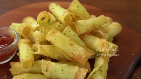 Fried potatoes/potatoes chips