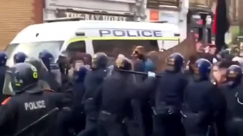 This happened in bristol kill the police bill protest_1