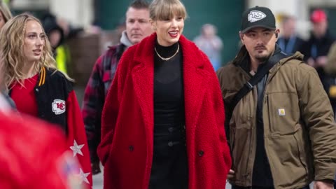 Come on My Love __ Taylor Swift Caught Cheering Travis Kelce at NFL Game 03 December 2023