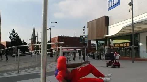 Spiderman who failed to climb