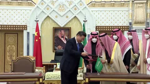 Saudi, China sign strategic deals, Xi heralds 'new era'