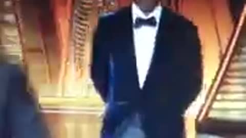 Will Smith Slaps Chris Rock Gettin Jiggy Wit It