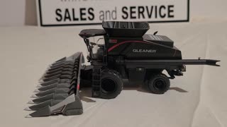 1/64 Gleaner S98 stealth edition