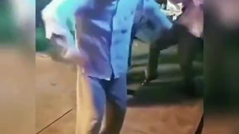 Saat samundar paar dance