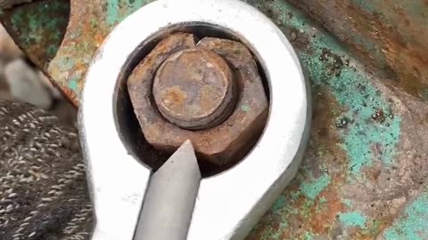 Unlocking the Secret: How to Easily Open Rusted Nuts