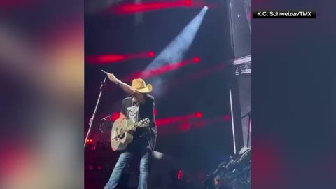 Country singer Jason Aldean ends concert early after suffering from heat exhaustion
