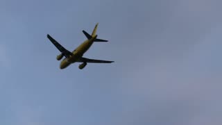 Evening departure of Spirit A319 departing St. Louis lambert Intl - STL