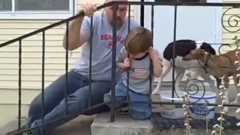 Clever kid shows how to get yourself unstuck from railing