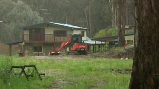 One dead, one injured in shooting on Victorian farm | 9 News Australia