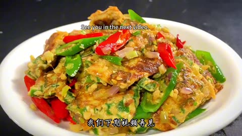 Chinese cuisine recipe, the chef teaches you how to make okra egg cake,which is tender and delicious