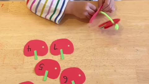 Kids Activities - Simple Apple 🍎(Paper Craft) Threading
