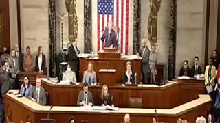 Crowd cheers as Kevin McCarthy SHRED Pelosi and Biden apart... Speaker of the House FIRST SPEECH