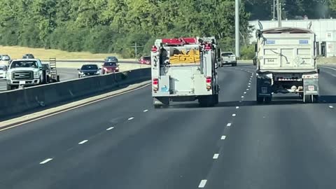 FIRE ENGINE LEAK SOMETHING ON THE HWY