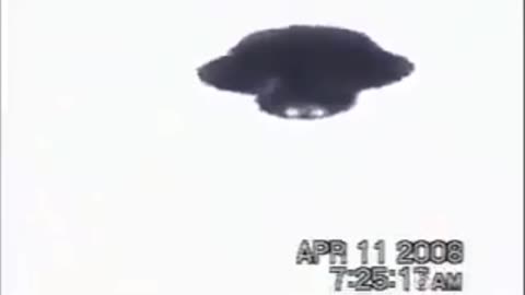 UFO Recorded in Houston, Texas on 11-April-2008?!?!?!