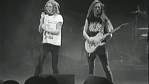 Moore Theater in Seattle on December 22, 1990 AC Live !