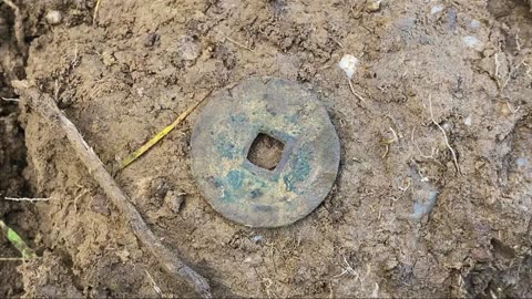 Metal Detecting The Ancient Coins Of Australia's Goldfields Part3