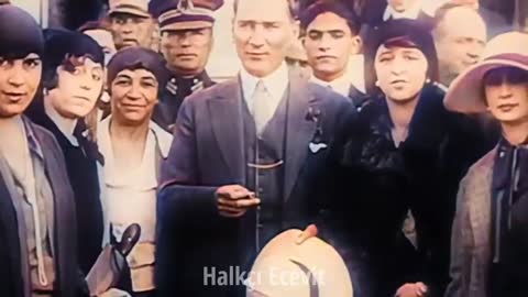 Atatürk Edit-Close Eyes