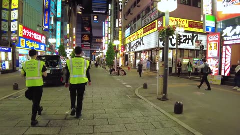 Japan Walk Kabukicho at late night, Red Light District, back alley in Shinjuku, Tokyo｜歌舞伎町 新宿 4K