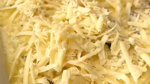 Roasted Garlic Potatoes au Gratin