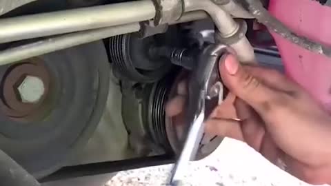 Whole process of water pump replacement