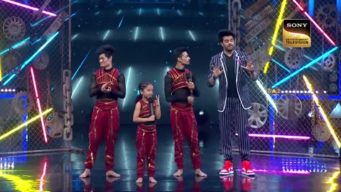 Gaurav and Sanchit Dancing Show / Sanchit & Gaurav Dancing Show