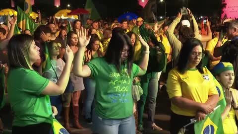 Bolsonaro voters pray as rival Lula wins Brazil presidential runoff | AFP