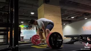 135 kg sumo deadlift 16 weeks out