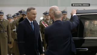 Biden arrives at Warsaw to Meet with polish dignitaries