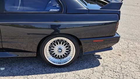 E30 M3 - WALK AROUND