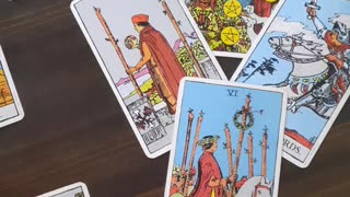 People Disappear Into Thin Air??? 10/3/23 Tarot Insight