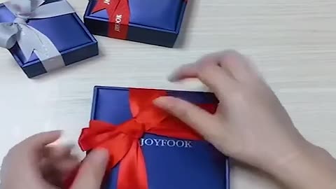 Bow tie method of gift box usefullifetips lifetips