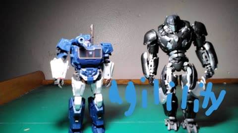 Optimus primal versus Soundwave