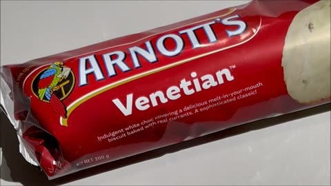 Arnotts Venetian Biscuits Product vs Packshot